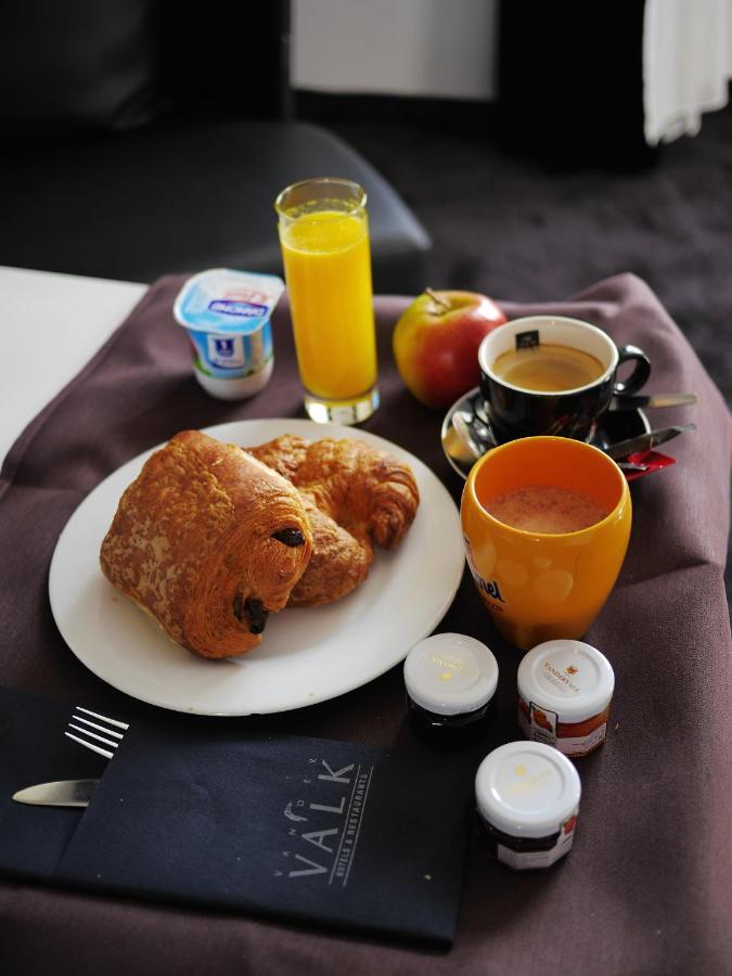 Hotel Restaurant Van Der Valk Nivelles-Sud Екстериор снимка