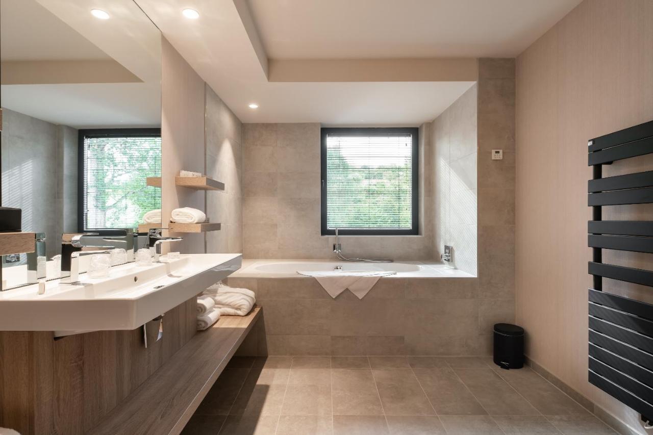 Hotel Restaurant Van Der Valk Nivelles-Sud Екстериор снимка